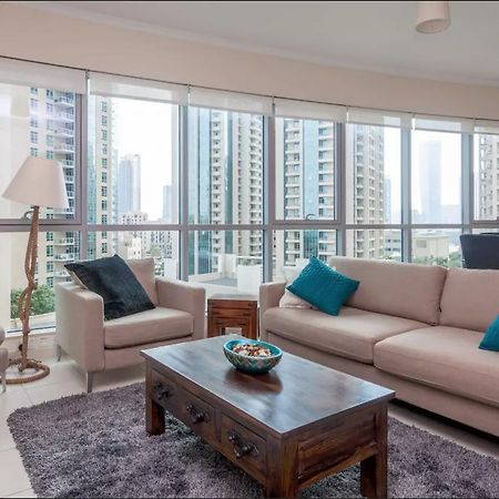 דובאי Faraway Homes - Burj Residences מראה חיצוני תמונה
