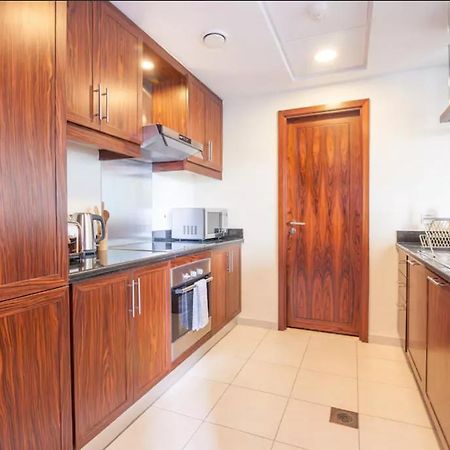 דובאי Faraway Homes - Burj Residences מראה חיצוני תמונה