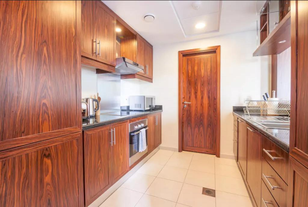 דובאי Faraway Homes - Burj Residences מראה חיצוני תמונה