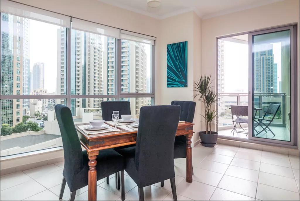 דובאי Faraway Homes - Burj Residences מראה חיצוני תמונה